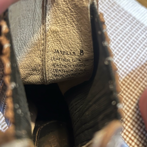 freebird janelle size 8 boots NEVER WORN - Picture 5 of 5